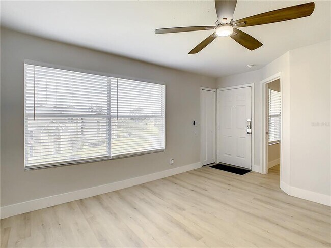 Foto del edificio - 4724 Walden Cir