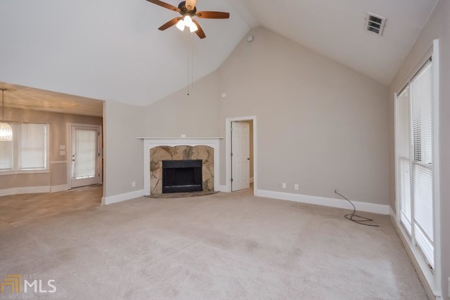 Building Photo - 125 Christian Woods Dr