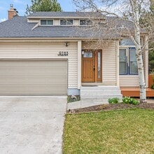 Building Photo - 9763 Sitzmark Dr