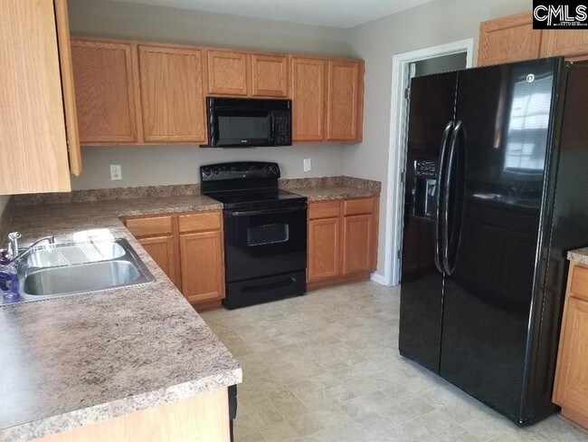 Building Photo - 260 Fox Squirrel Cir