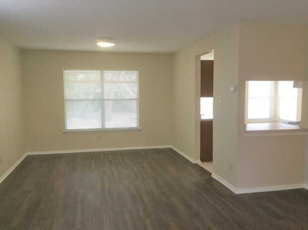 Building Photo - 10502 Dugas Drive