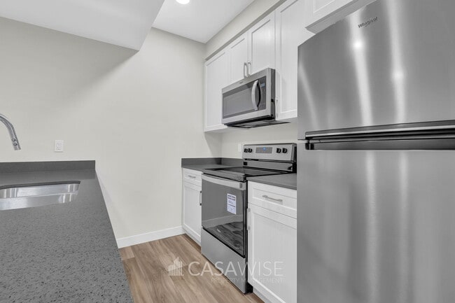 Building Photo - 8075 Cedric Mah Rd