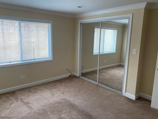 Foto del edificio - 5142 Fairview Ave