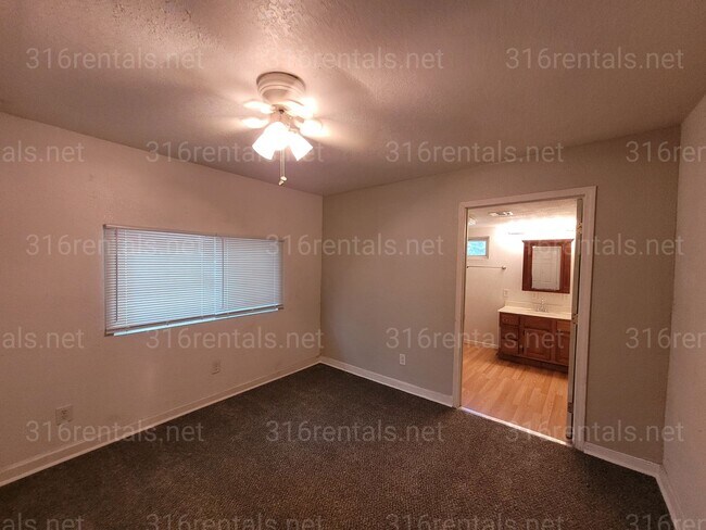 Foto del edificio - $950 - 2 bedroom/ 2 bathroom - Single Family Home