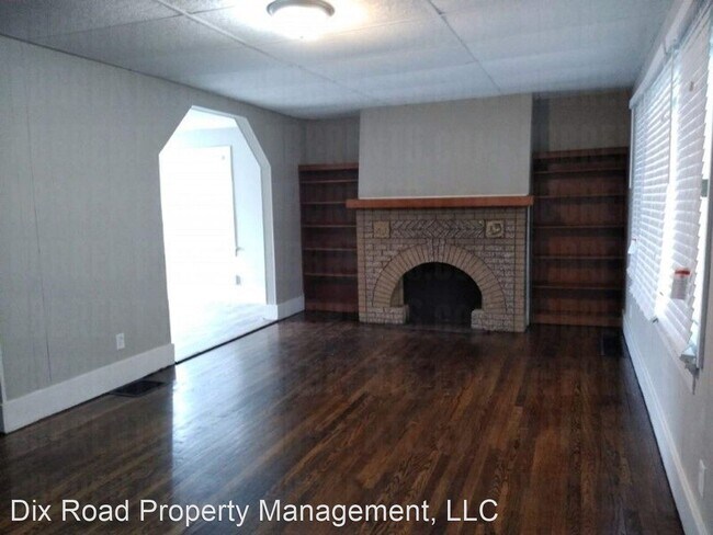 Building Photo - 3 br, 1 bath House - 438 Allwen Drive,