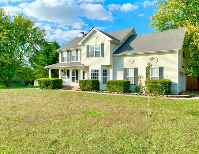 Building Photo - 2553 Emerald Ct
