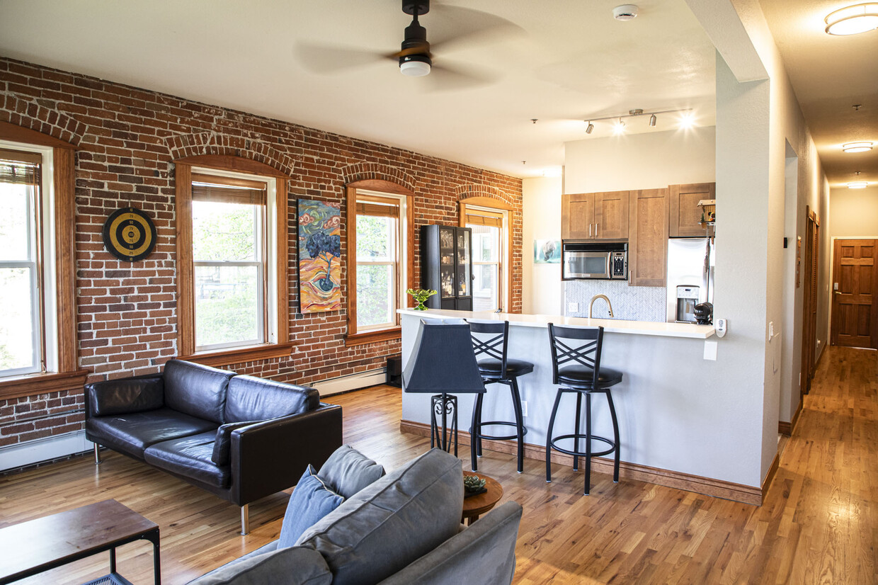 Foto principal - 3249 W Fairview Pl