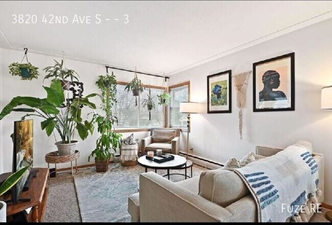 Foto del edificio - 3820 42nd Ave S