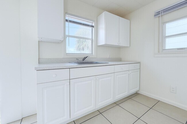 Foto del edificio - 605 33rd St