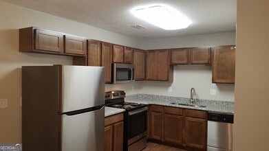 Building Photo - 519 Palisade Dr