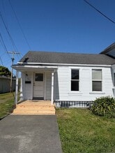 Building Photo - 301 S G St