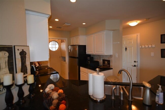 Foto del edificio - 3404 American Dr