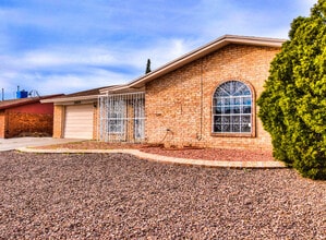 Building Photo - 11473 Jim Ferriell Dr