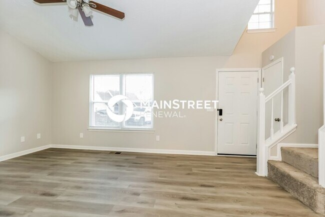Foto del edificio - 4 Bedroom Pet-Friendly Home in Antioch, TN with Main Street Renewal