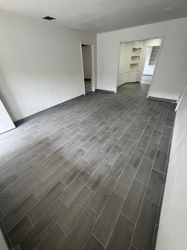 Living Room - 7661 Beckett St