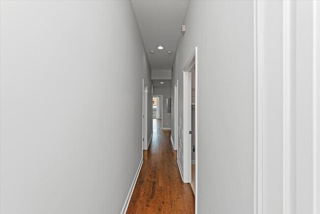 Foto del edificio - 2020 W Pierce Ave