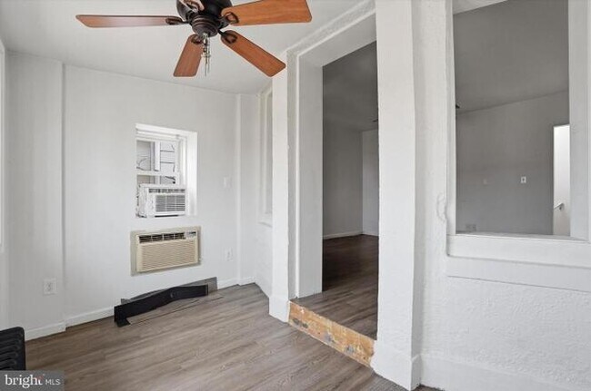 Foto del edificio - 6112 Ludlow St