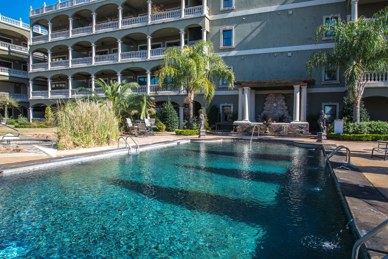 Foto principal - 4640 W Beach Blvd