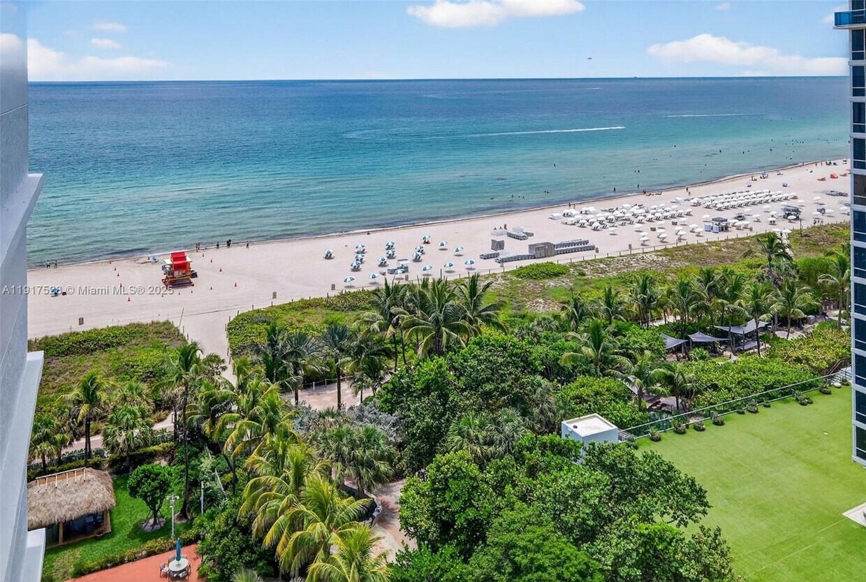 Foto principal - 2401 Collins Ave