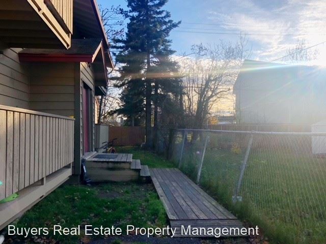 Building Photo - 1300 W 23rd Ave