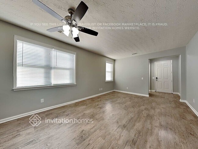 Foto del edificio - 104 Parkmont Ct