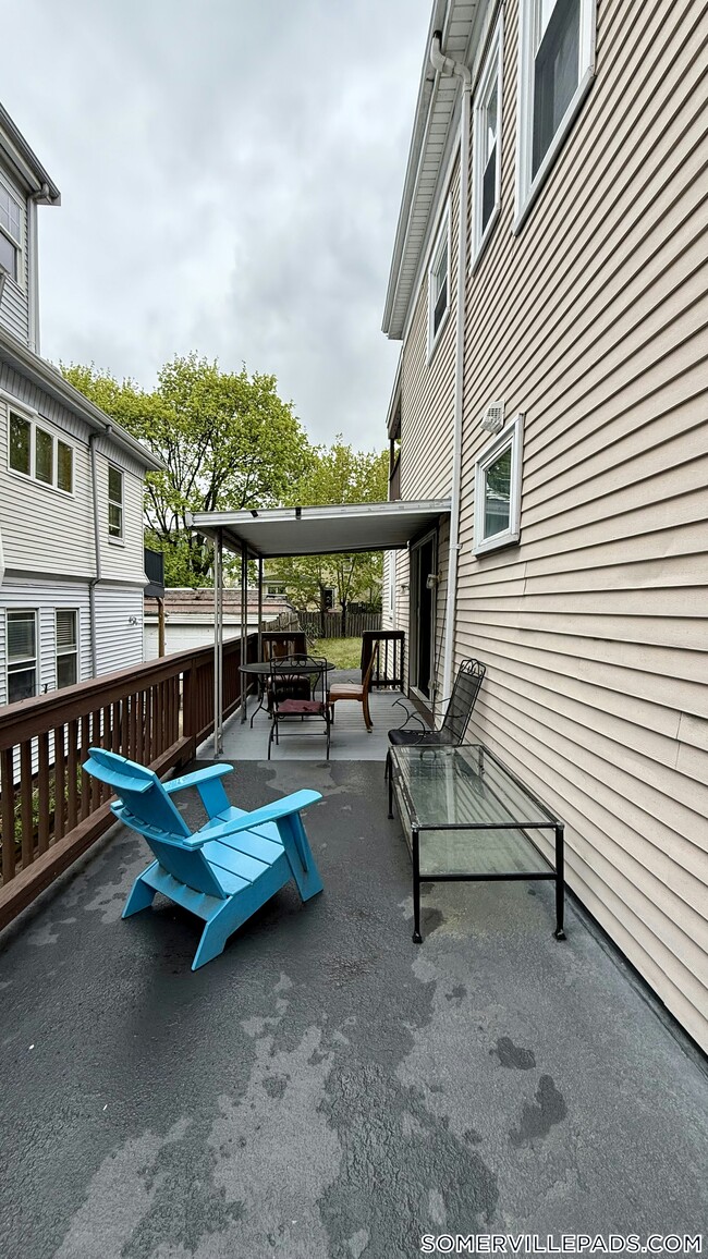 Foto del edificio - 35 Conwell Ave