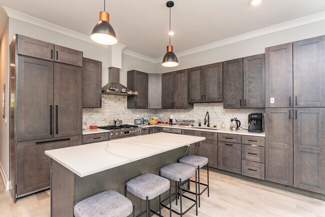 Foto del edificio - 1638 N Sedgwick St