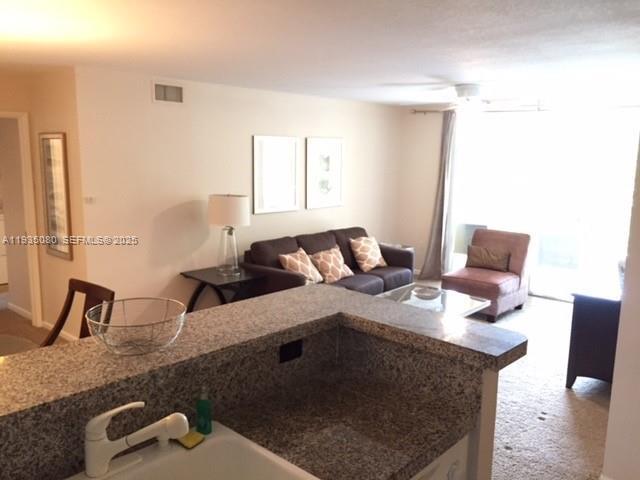 Foto del edificio - 19555 E Country Club Dr