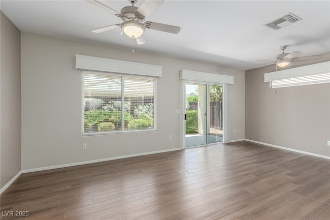 Building Photo - 2871 Goldcreek St
