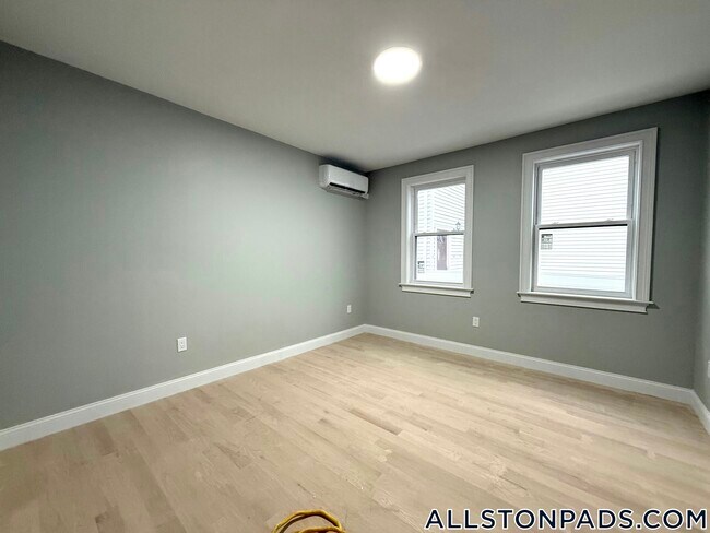 Foto del edificio - 8 Brentwood St