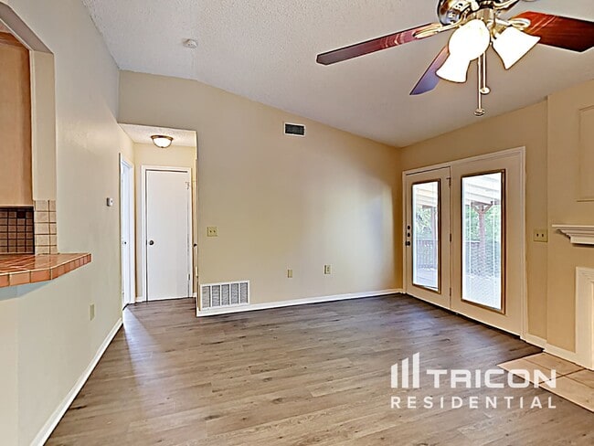 Building Photo - 10235 Flatland Trail