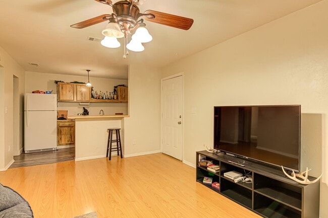 Tumblin Creek D-22 - Tumblin Creek D-22 Apartment