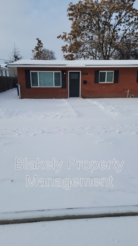 Primary Photo - 1317 8th St S