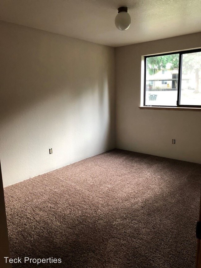 Foto del edificio - 6646 Kinwood Park Ln SE