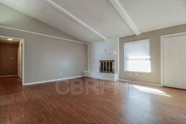 Building Photo - 1108 Homestead Ave
