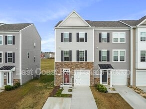 Building Photo - 51 Horace Ct