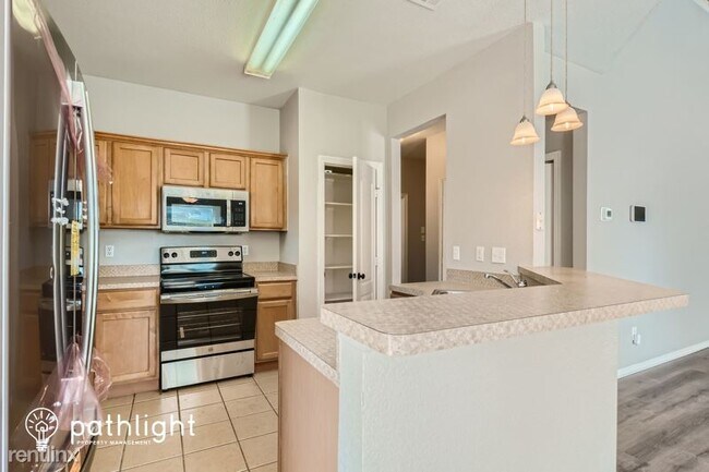 Foto del edificio - 4 br, 3 bath House - 1901 Francis Ct UNIT
