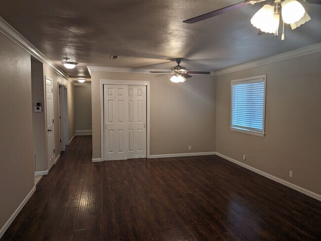 Building Photo - 3861 Hurner Ct