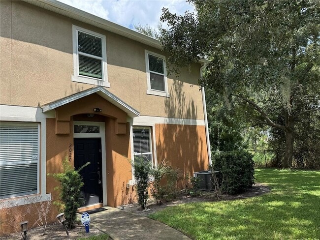 Foto del edificio - 2020 San Jacinto Cir