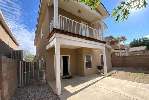 Foto principal - 7420 Eagle Crest Ave NE