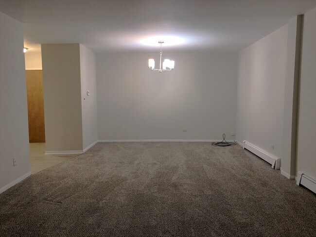 Foto del edificio - 1331 S Finley Rd
