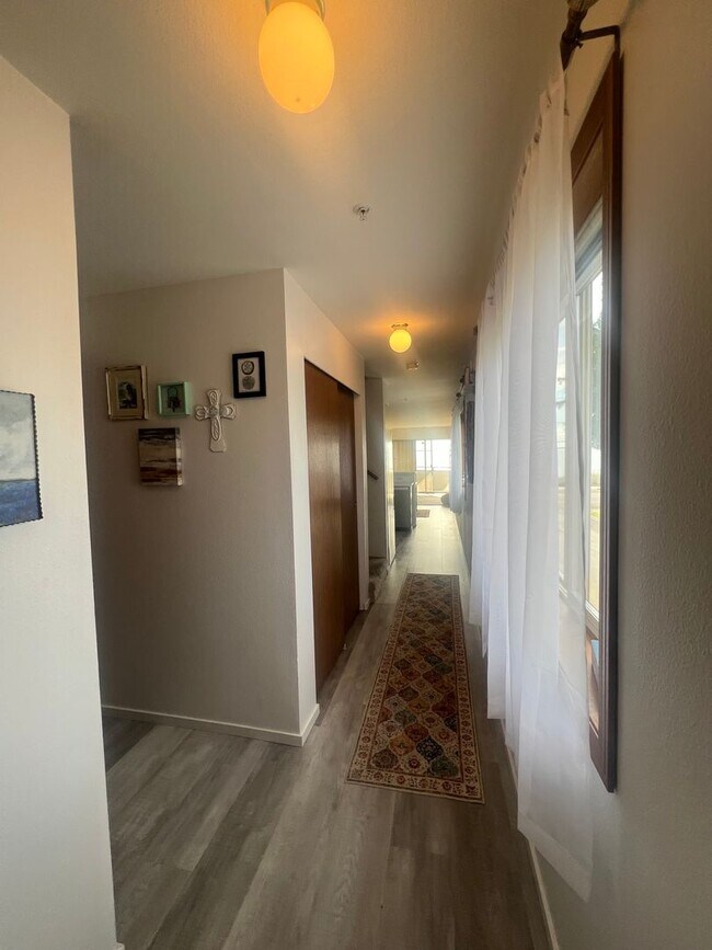 Foto del edificio - 2Bd 2Ba Waterfront Mariners Cove Condo in ...