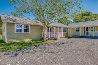 Building Photo - 1547 Garden Rd