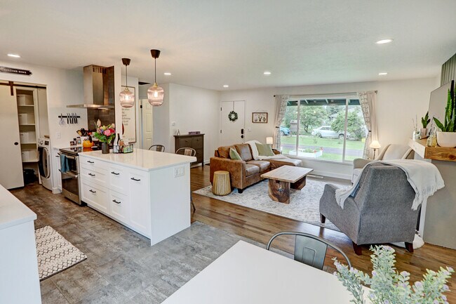 Foto del edificio - 2630 NE 111th Ave