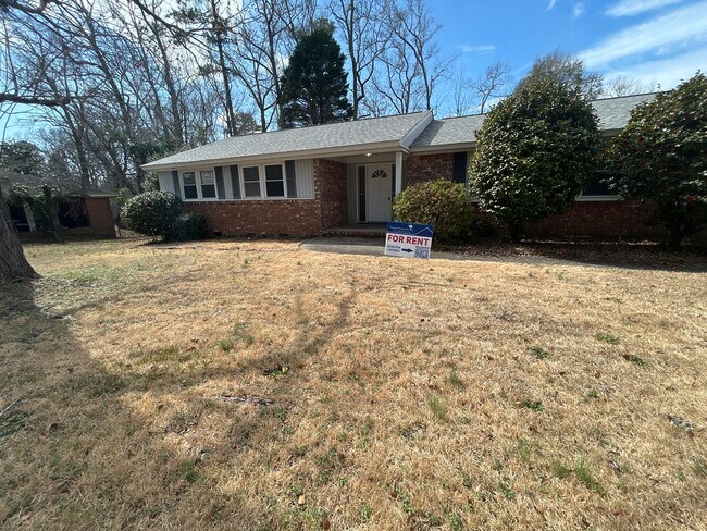 Foto del edificio - Saluda Gardens Home