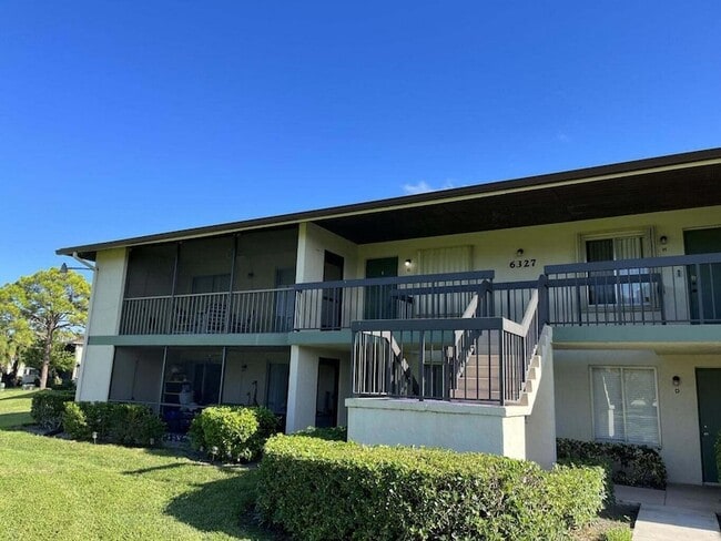 Photo - 6327 Chasewood Dr Apartment