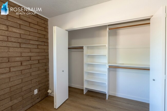 Foto del edificio - 3016 N Yavapai Rd E