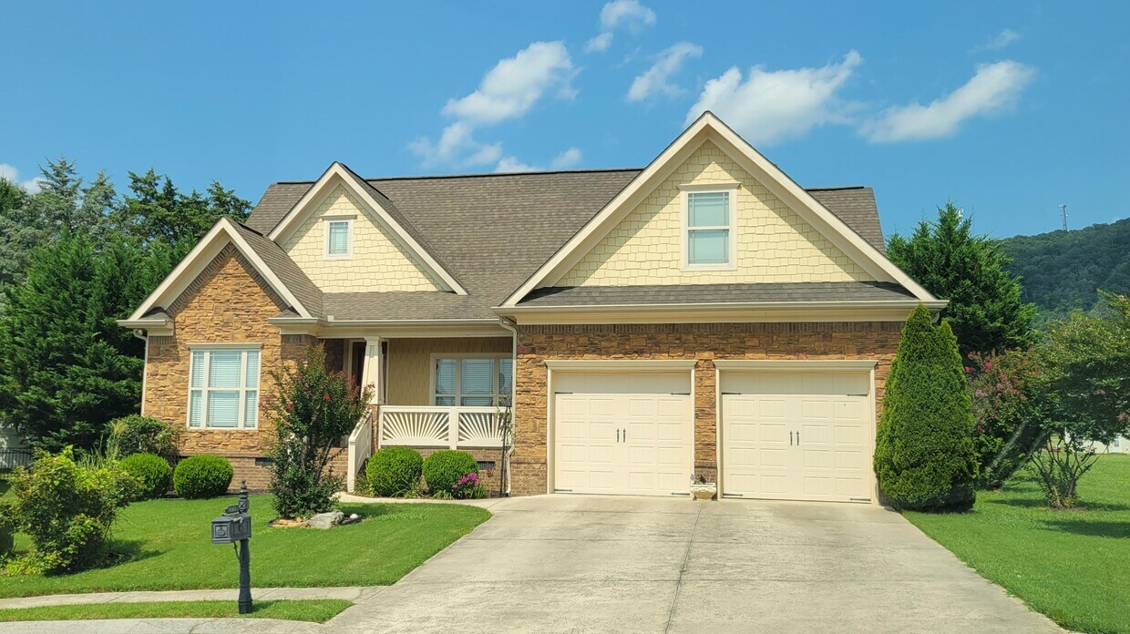 8263 Robertsview Dr, Ooltewah, TN 37363 - House Rental in Ooltewah, TN ...