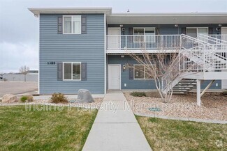 Building Photo - 1389 Northfield Rd