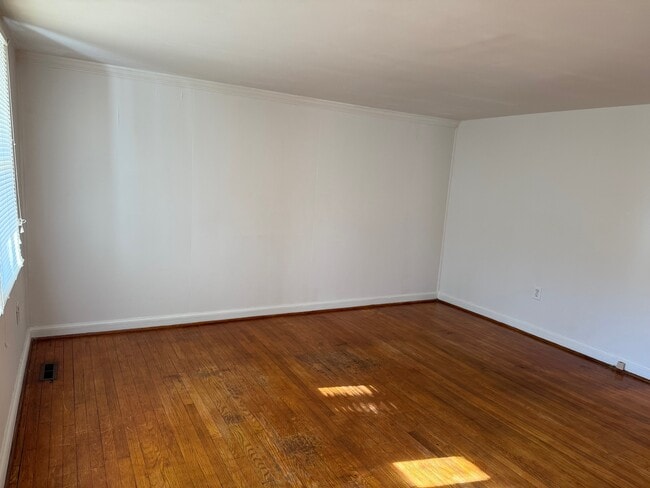 Building Photo - 7760 John Vuong Way